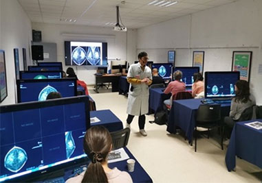 Ateliers d&rsquo;imagerie du sein multimodalit&eacute;s sur console